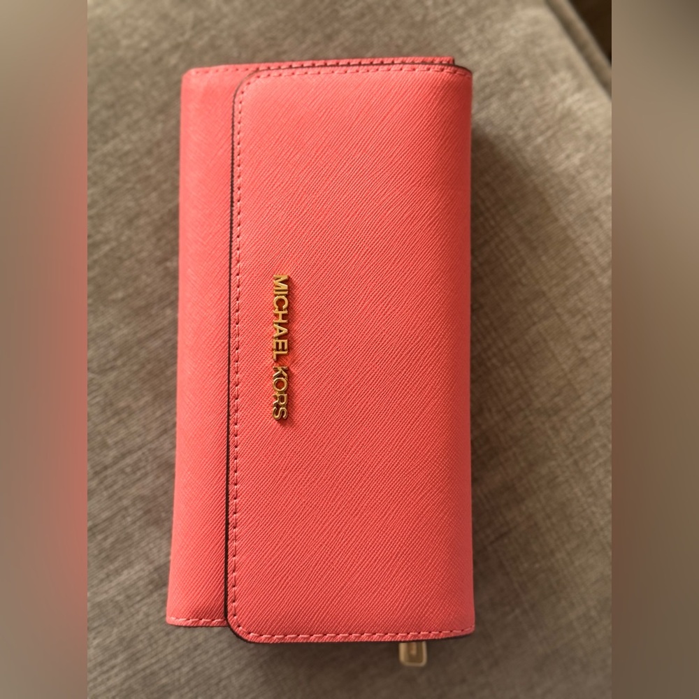 Michael Kors Coral Wallet